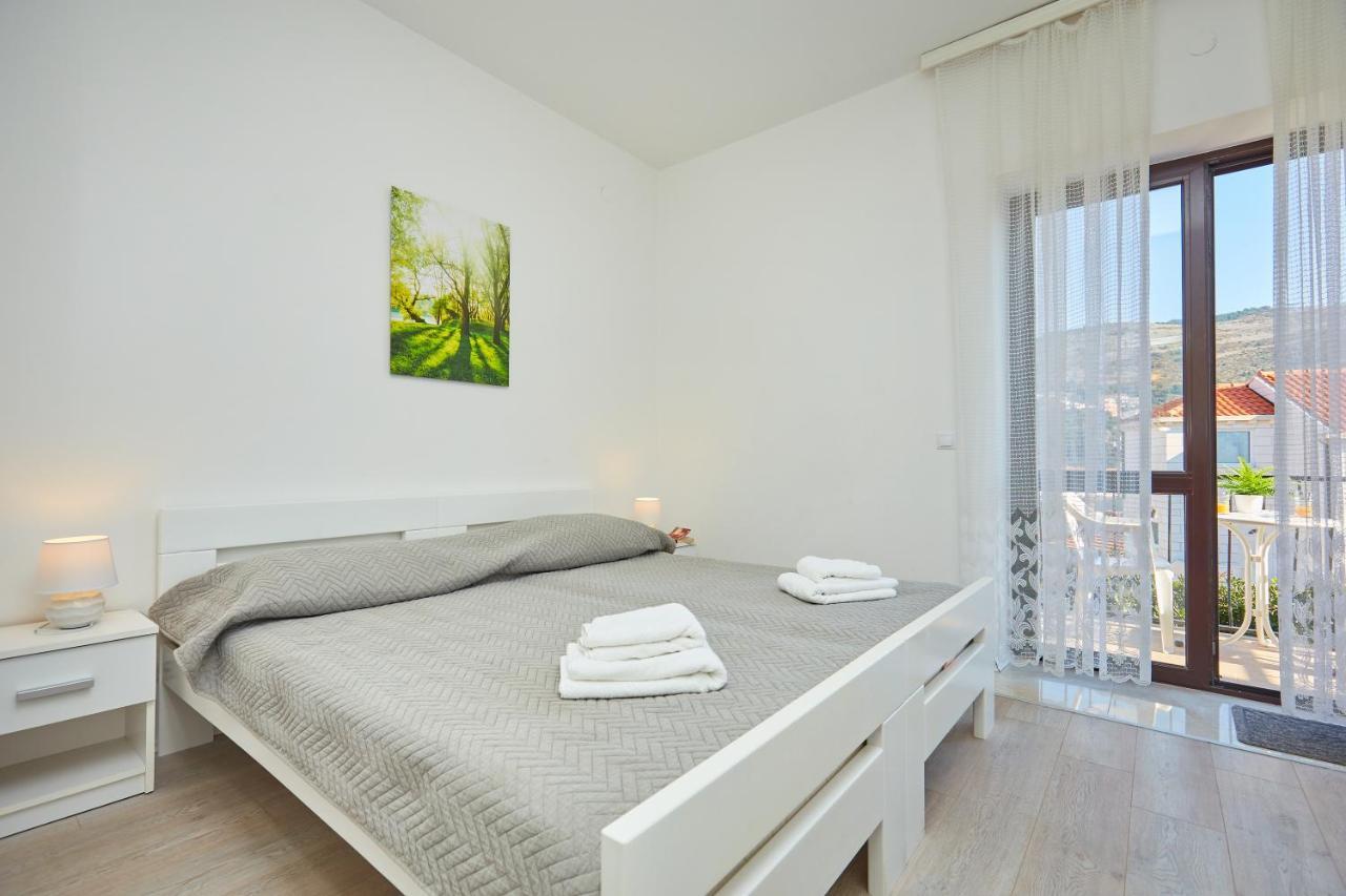 Leo'S Charming Home ดูบรอฟนิก ภายนอก รูปภาพ